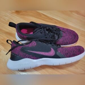 Nike Pink and Black Sneakers